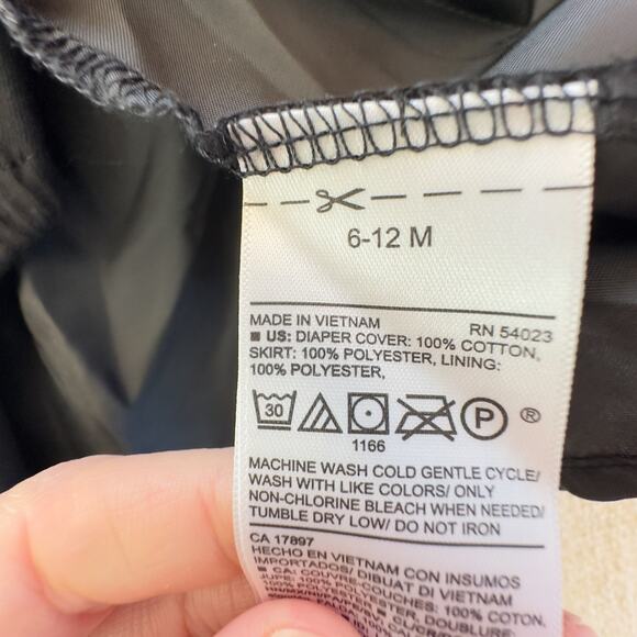 Old Navy Black Tutu Skirt EUC 6-12mo - Picture 4 of 4